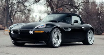 Roadster V8